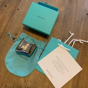 Else Peretti Small Bone Cuff in Sterling Silver